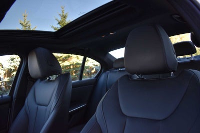 2023 BMW 3 Series 330i xDrive Sedan