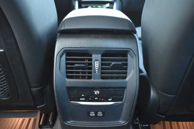 2023 BMW 3 Series 330i xDrive Sedan