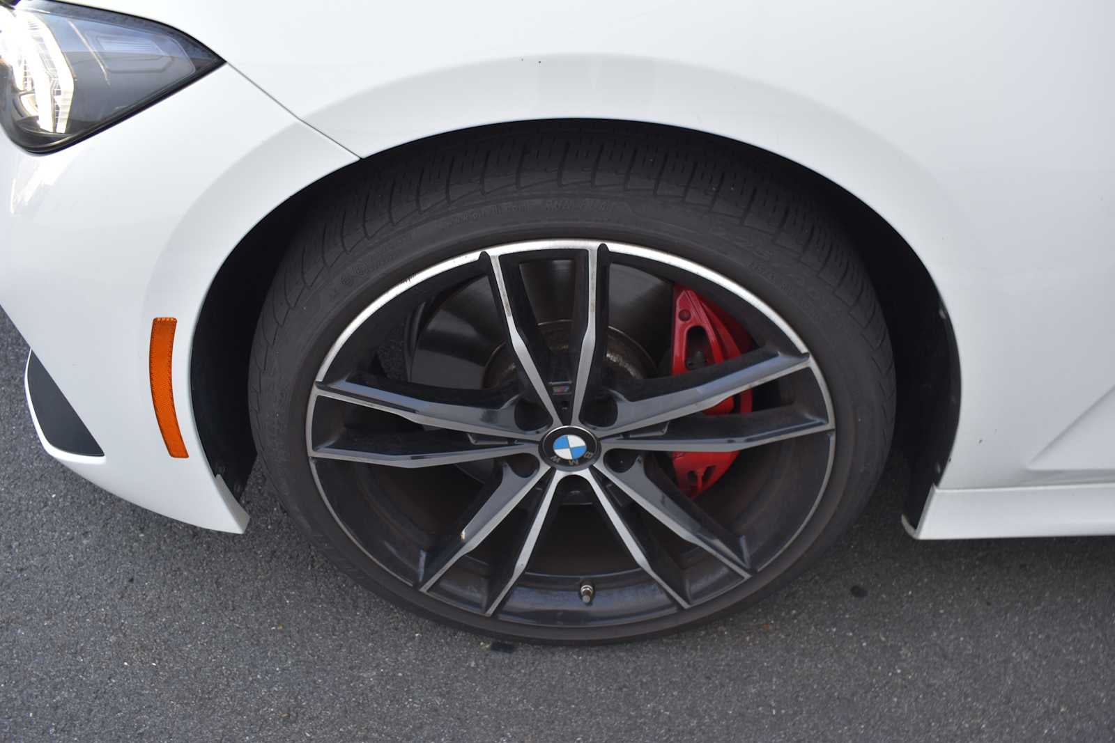 2023 BMW 3 Series 330i xDrive Sedan
