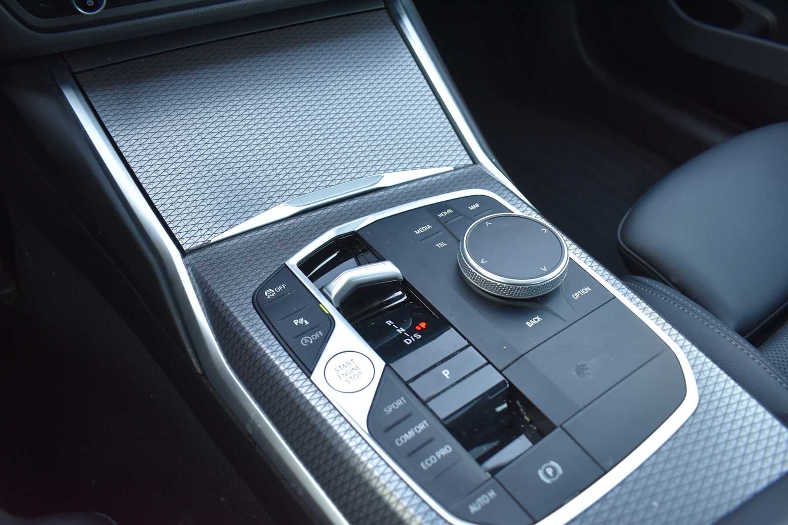 2023 BMW 3 Series 330i xDrive Sedan