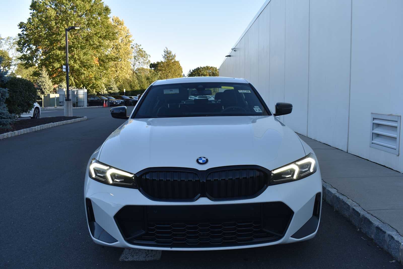 2023 BMW 3 Series 330i xDrive Sedan