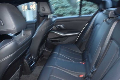 2023 BMW 3 Series 330i xDrive Sedan