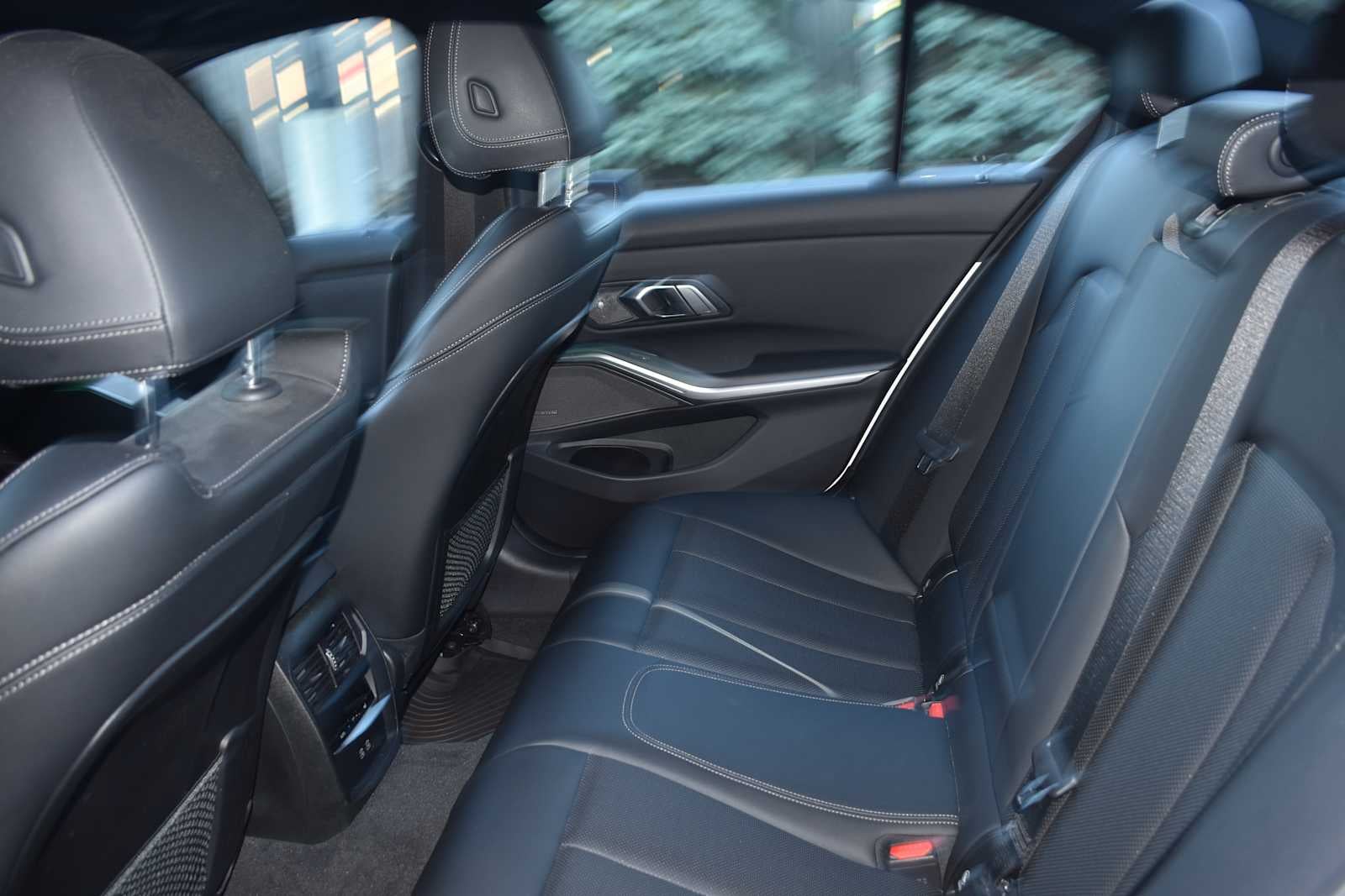 2023 BMW 3 Series 330i xDrive Sedan