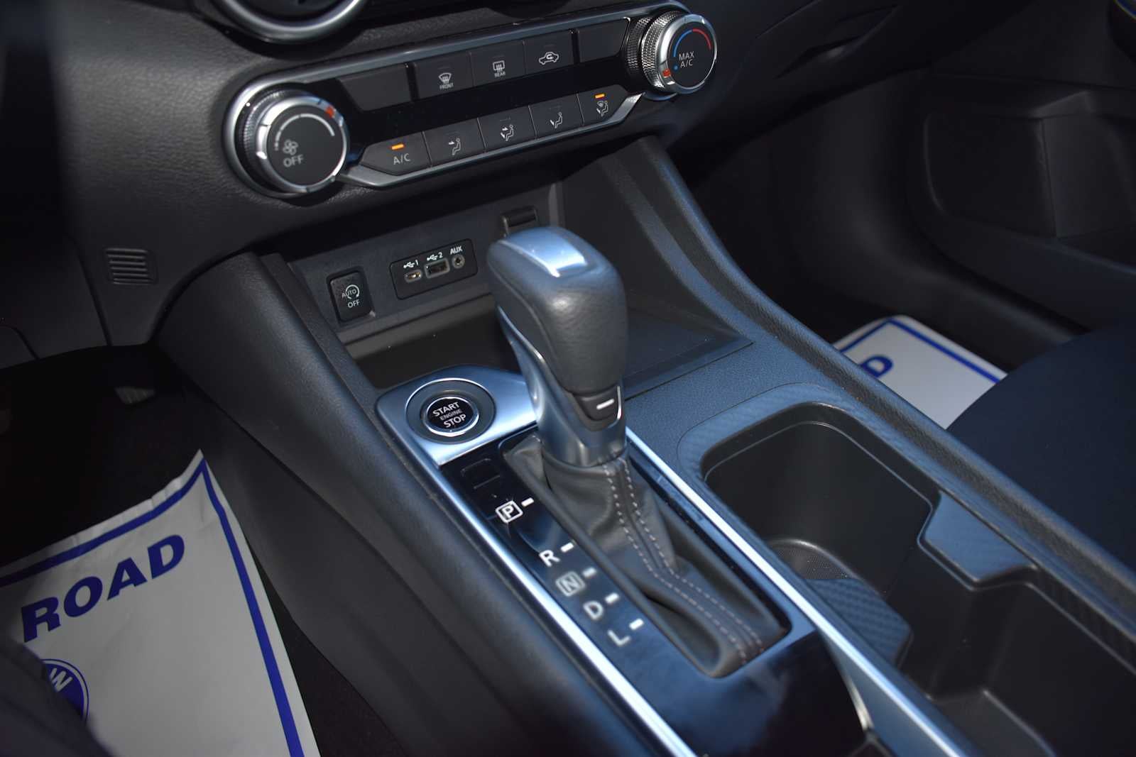 2024 Nissan Sentra SV CVT