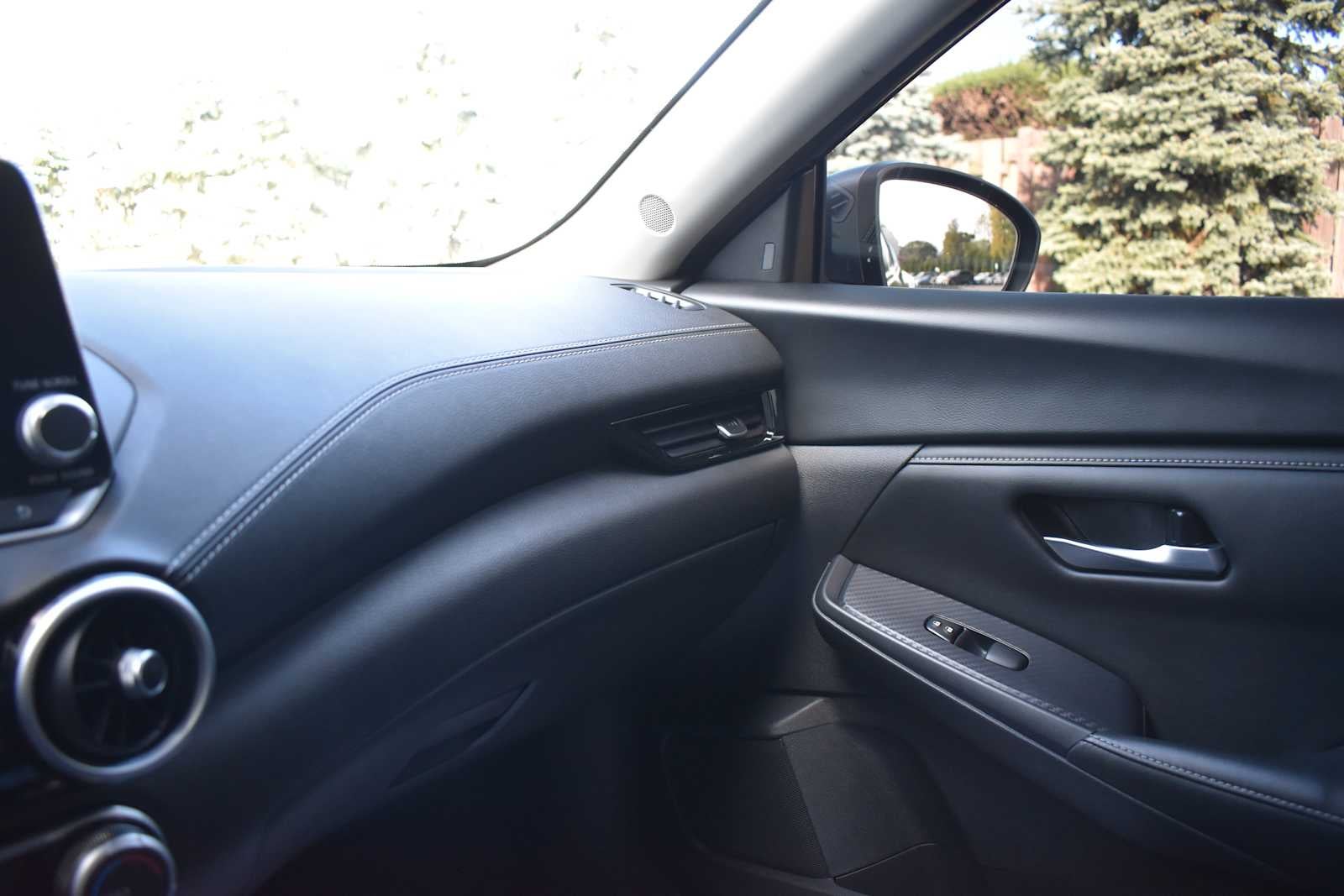 2024 Nissan Sentra SV CVT