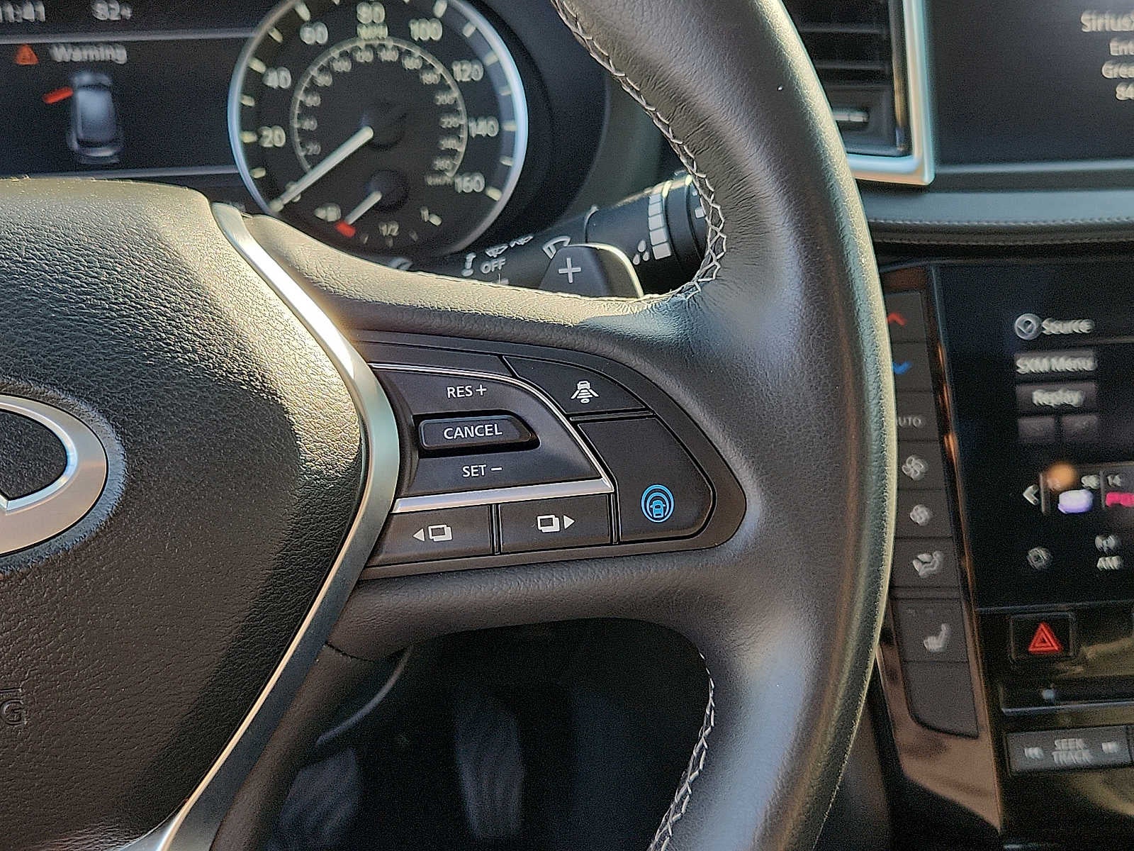 2022 INFINITI QX50 LUXE AWD
