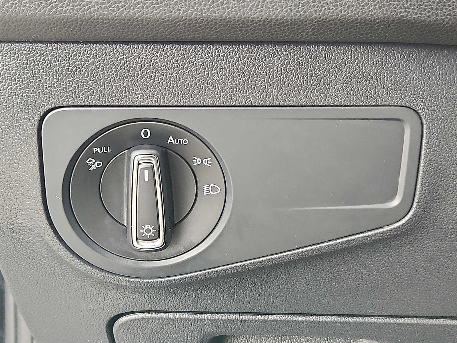 2023 Volkswagen Tiguan 2.0T SEL R-Line 4MOTION