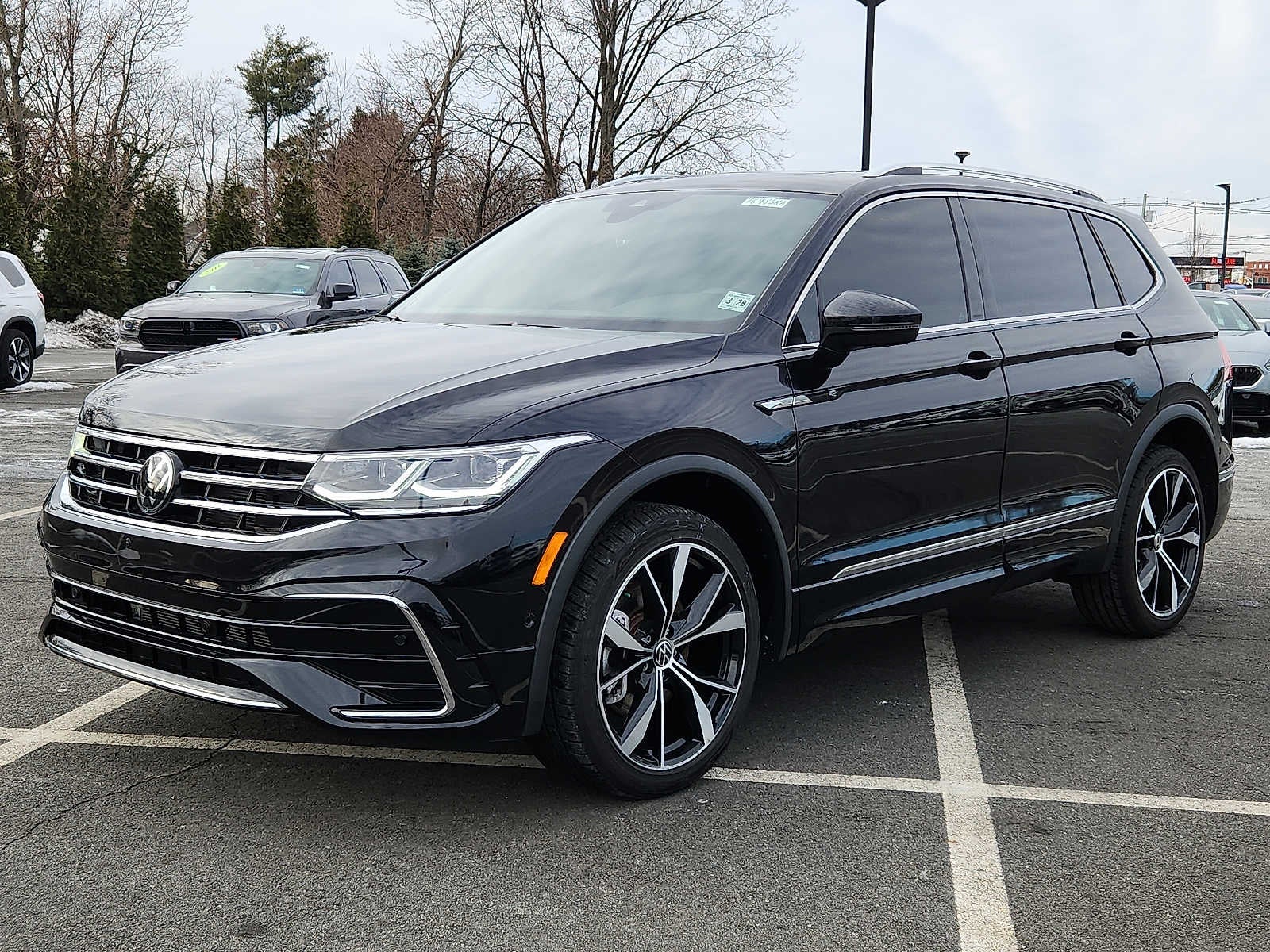 2023 Volkswagen Tiguan 2.0T SEL R-Line 4MOTION