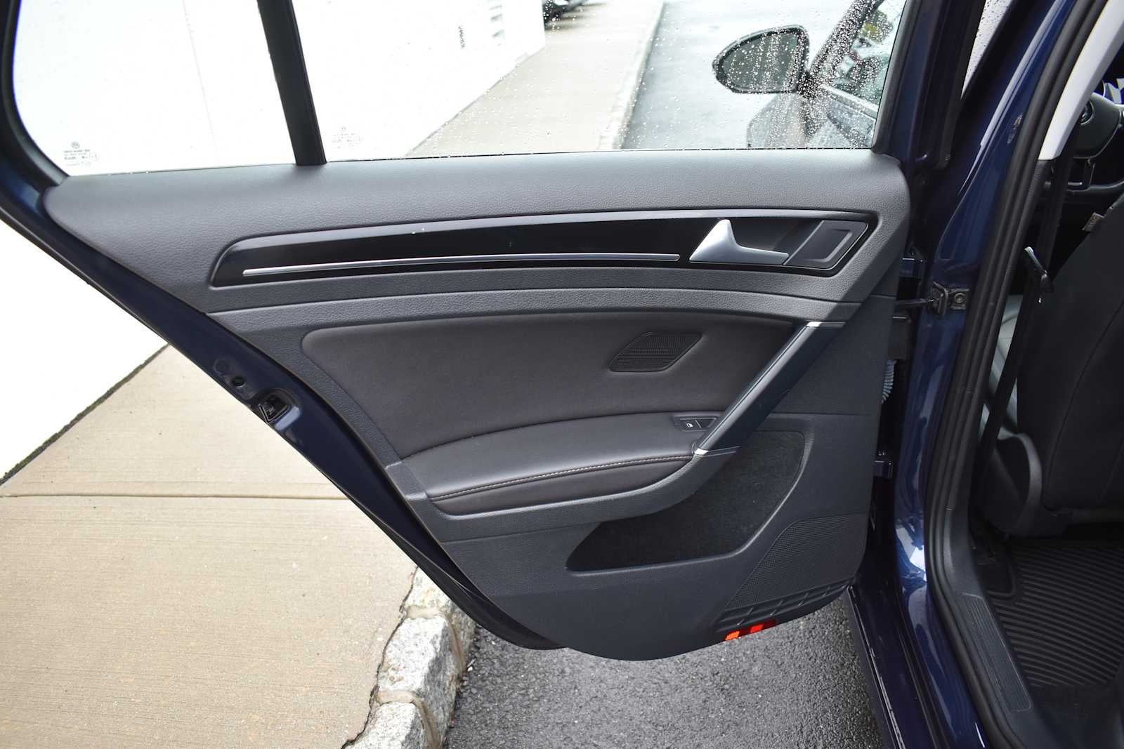 2015 Volkswagen Golf 4dr HB DSG TDI SEL
