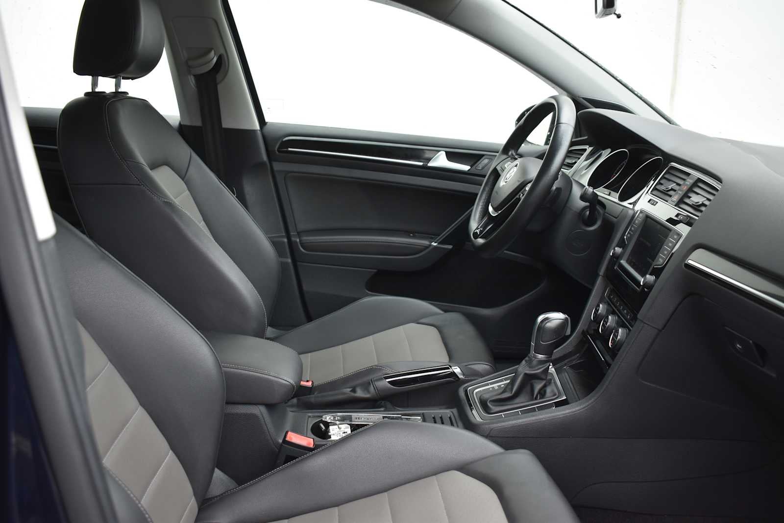 2015 Volkswagen Golf 4dr HB DSG TDI SEL