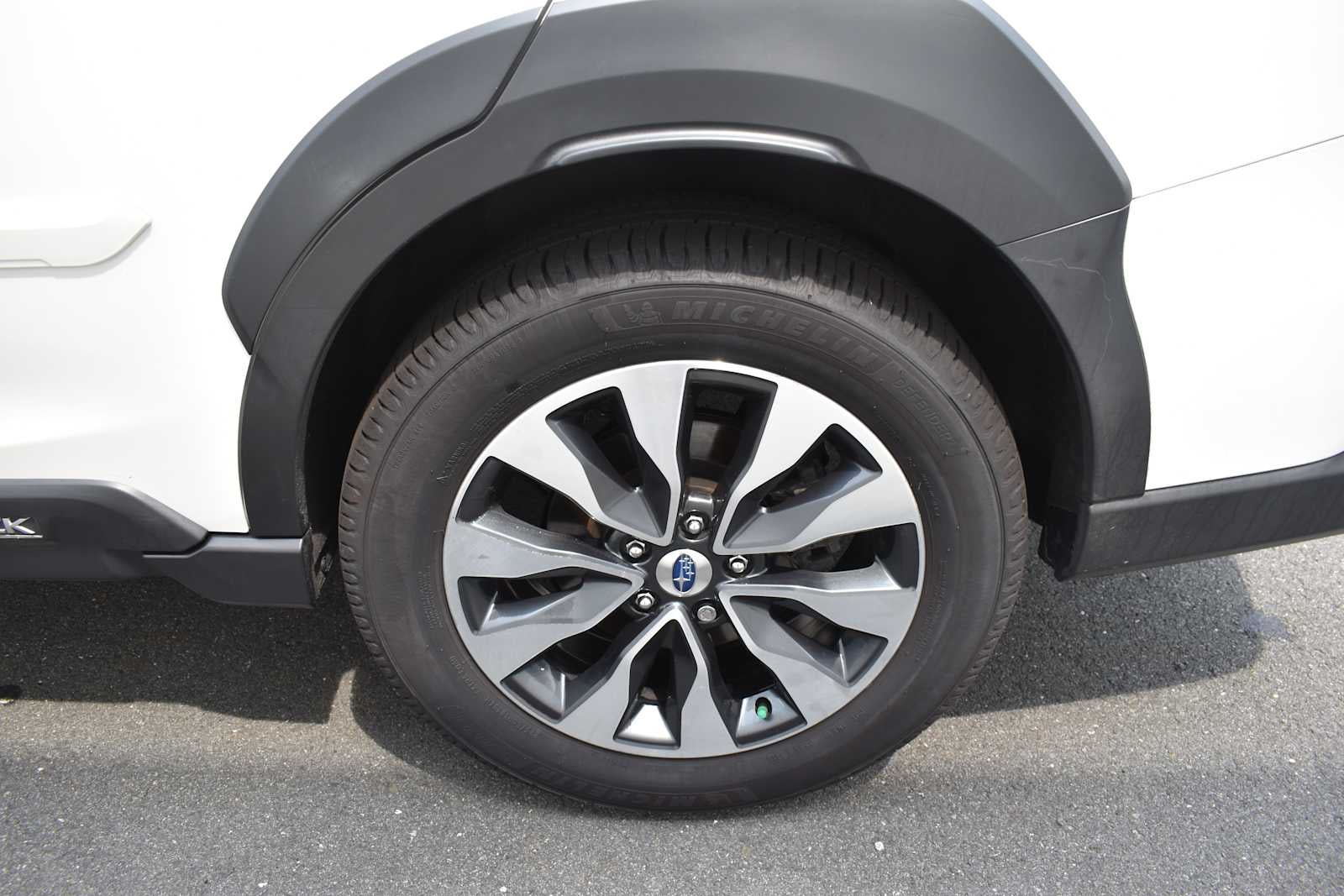 2023 Subaru Outback Touring CVT