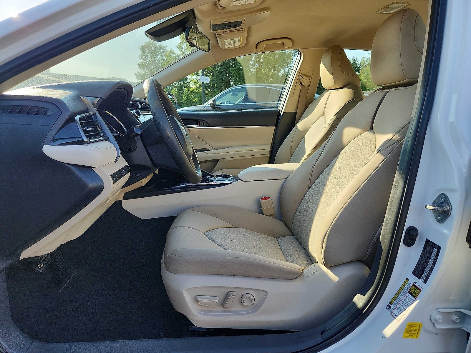 2019 Toyota Camry LE Auto