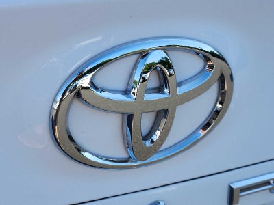 2019 Toyota Camry LE Auto