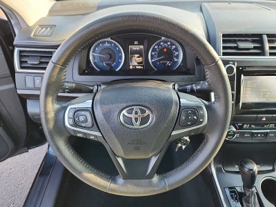 2015 Toyota Camry 4dr Sdn I4 Auto XLE