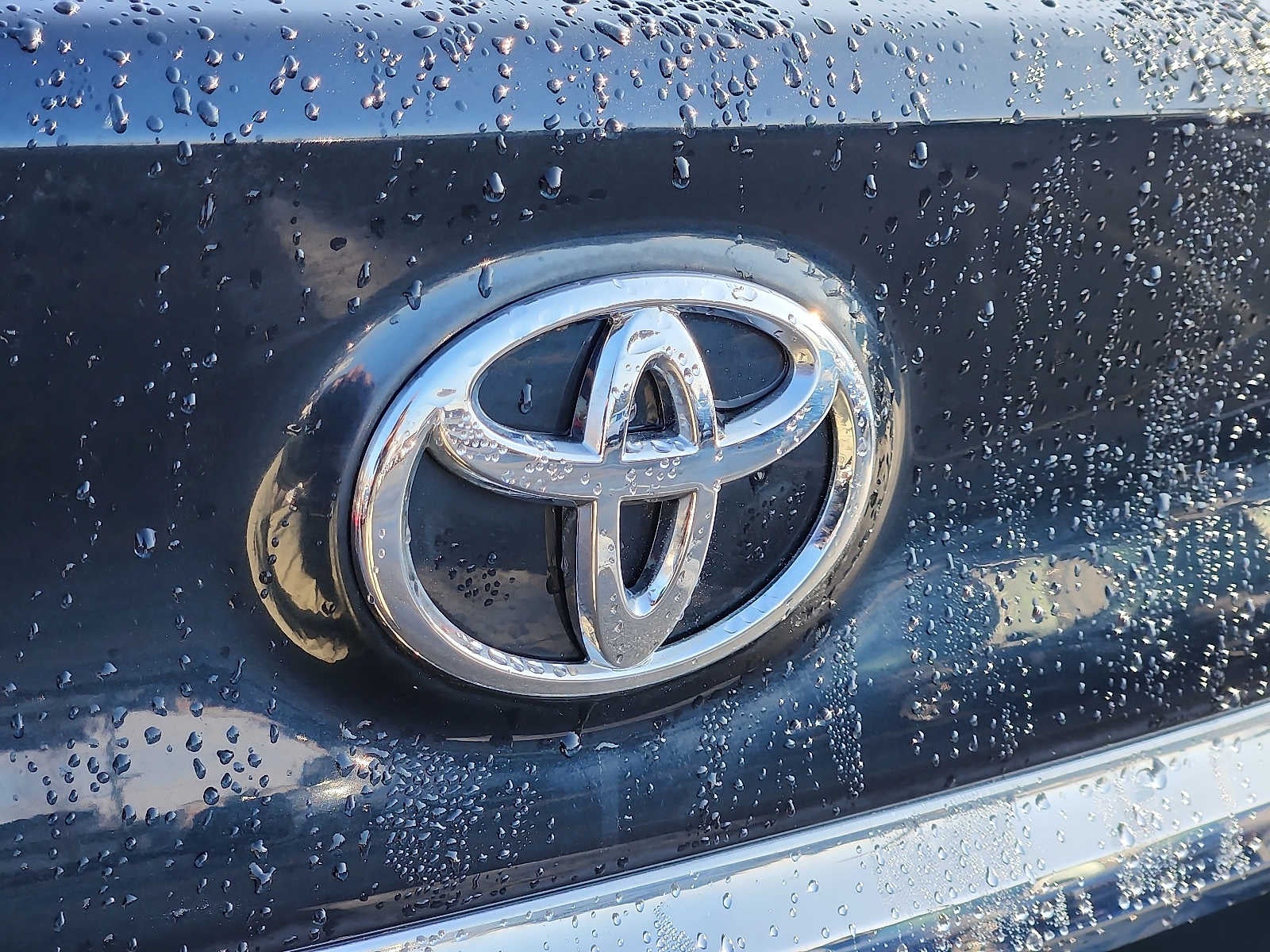 2015 Toyota Camry 4dr Sdn I4 Auto XLE