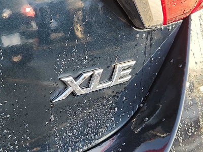 2015 Toyota Camry 4dr Sdn I4 Auto XLE