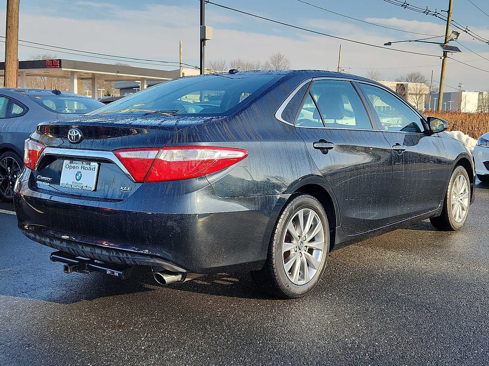 2015 Toyota Camry 4dr Sdn I4 Auto XLE