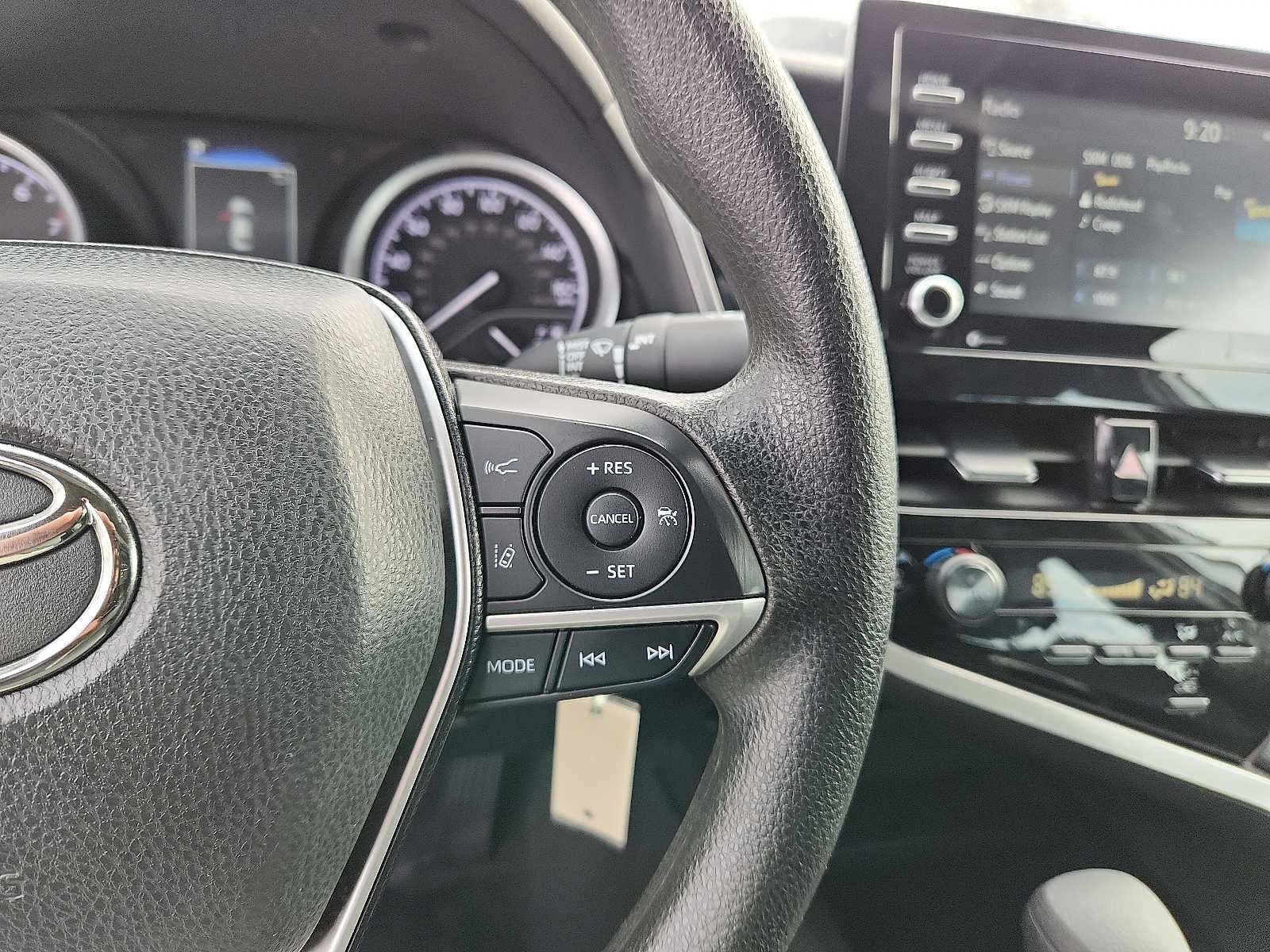 2022 Toyota Camry LE Auto