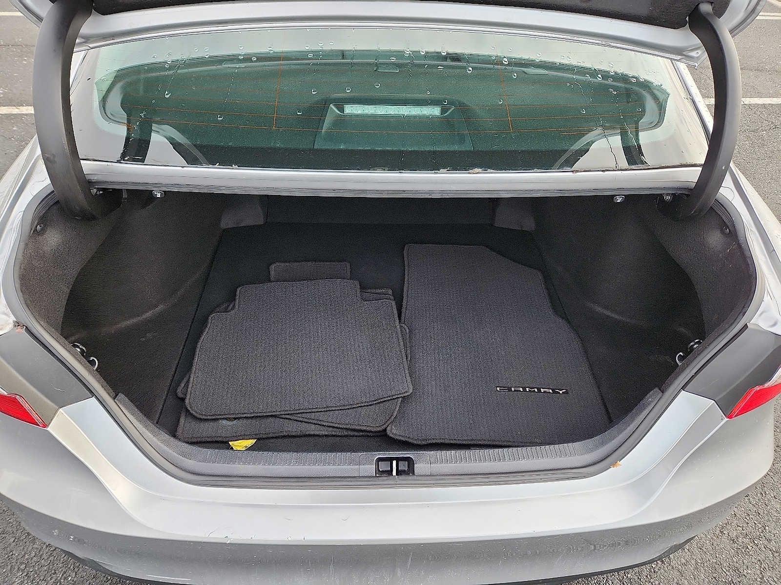 2022 Toyota Camry LE Auto