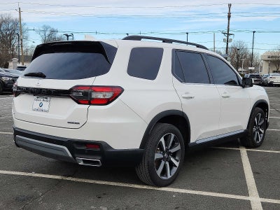 2023 Honda Pilot Touring AWD