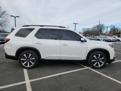 2023 Honda Pilot Touring AWD