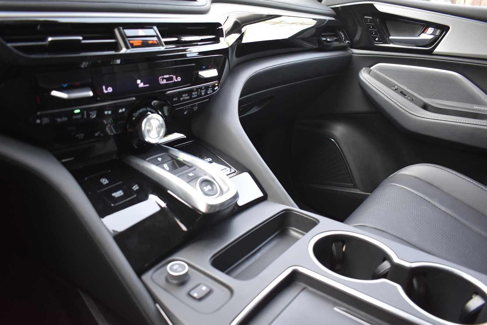 2026 Acura MDX SH-AWD w/Technology Package
