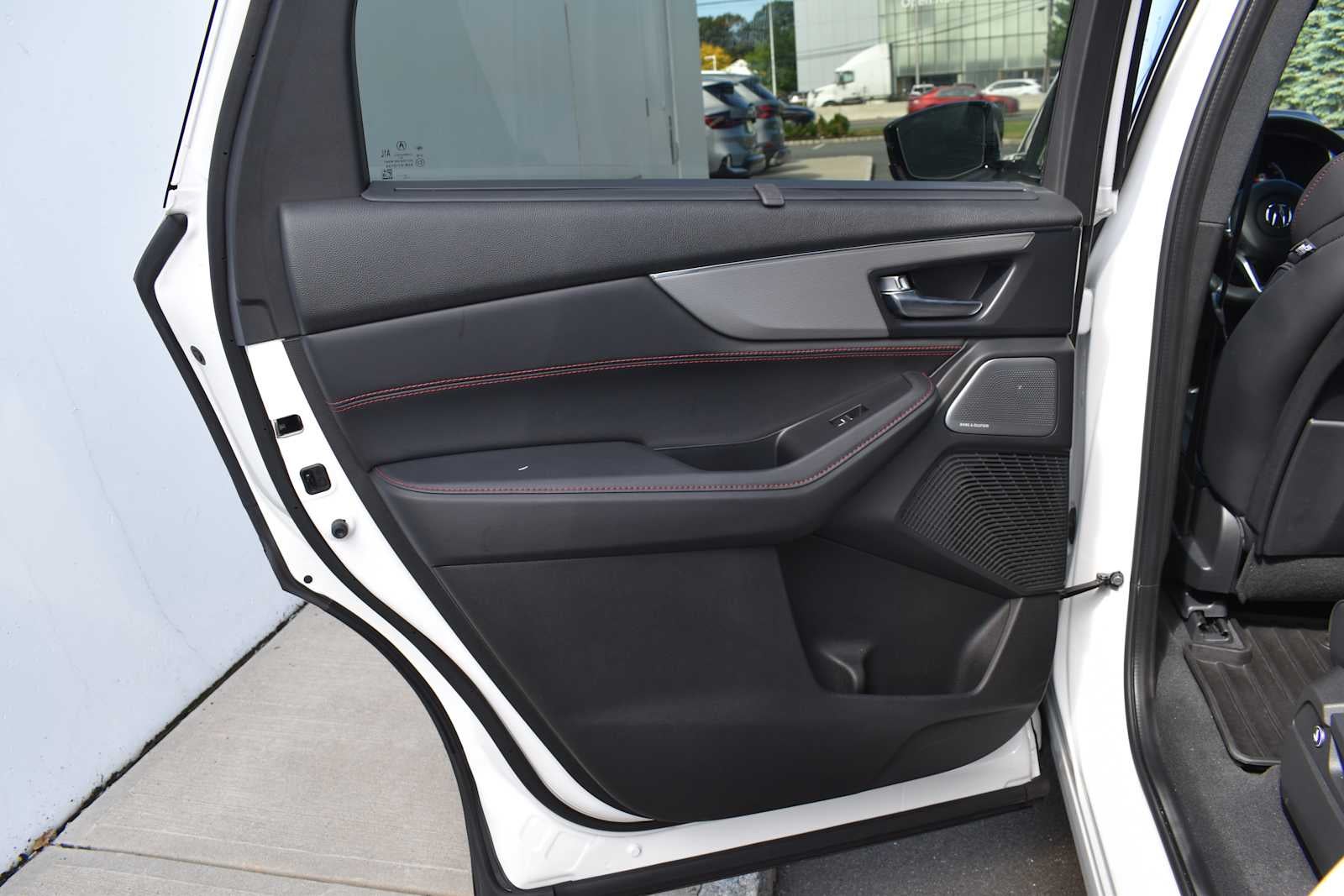 2026 Acura MDX SH-AWD w/A-Spec Advance Package