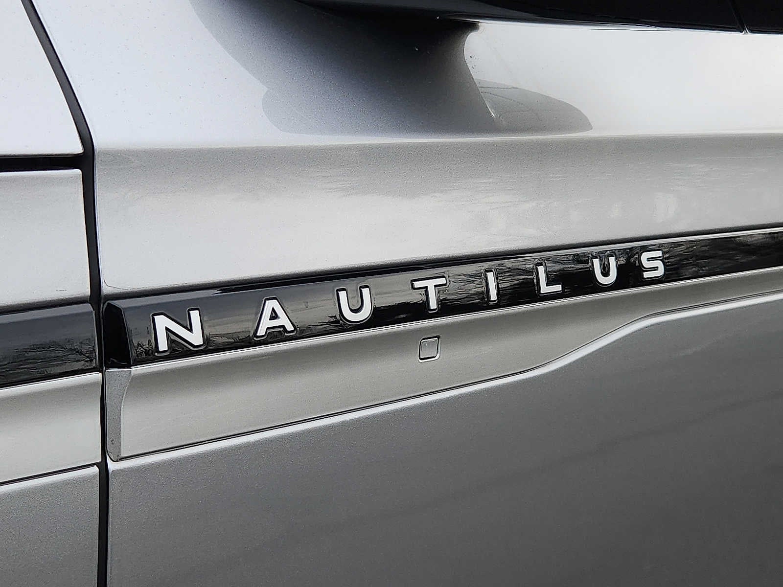 2024 Lincoln Nautilus Premiere AWD