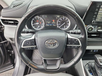 2022 Toyota Highlander XLE AWD