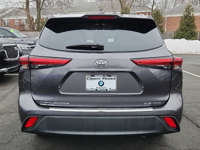 2022 Toyota Highlander XLE AWD