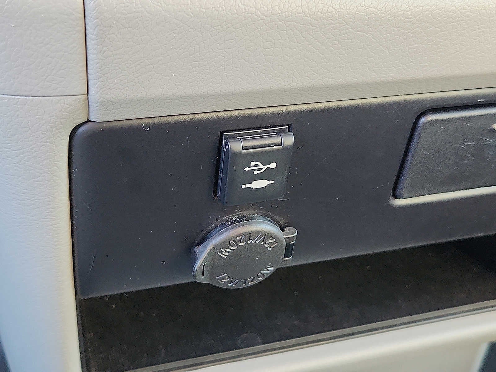 2019 Toyota Sienna LE AWD 7-Passenger