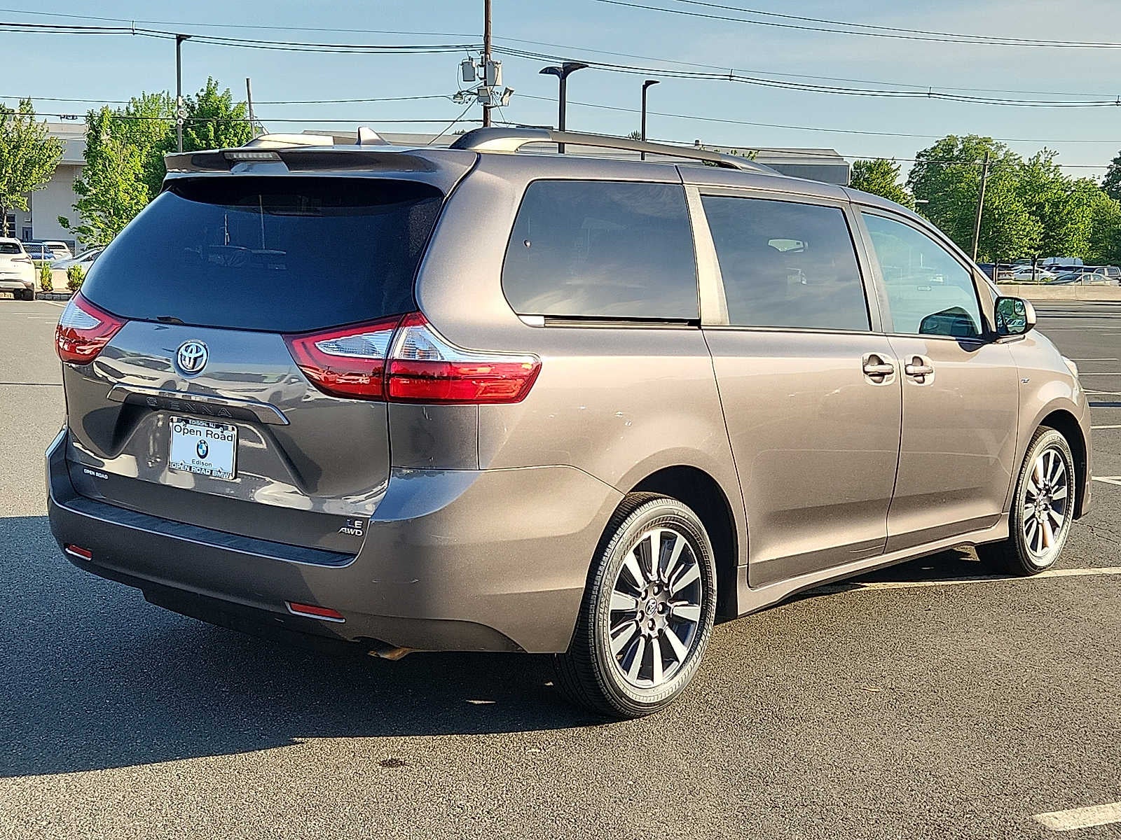2019 Toyota Sienna LE AWD 7-Passenger