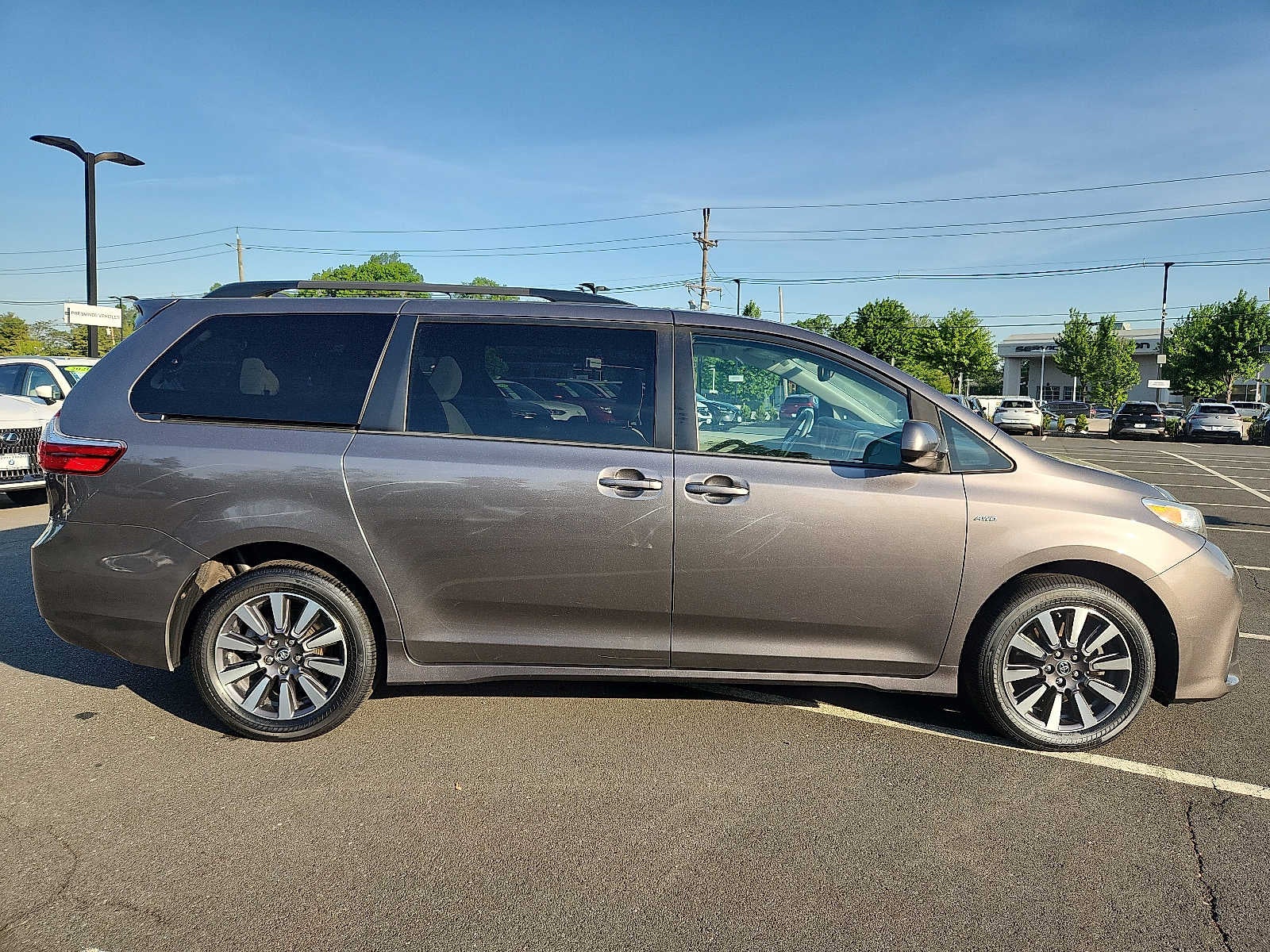 2019 Toyota Sienna LE AWD 7-Passenger