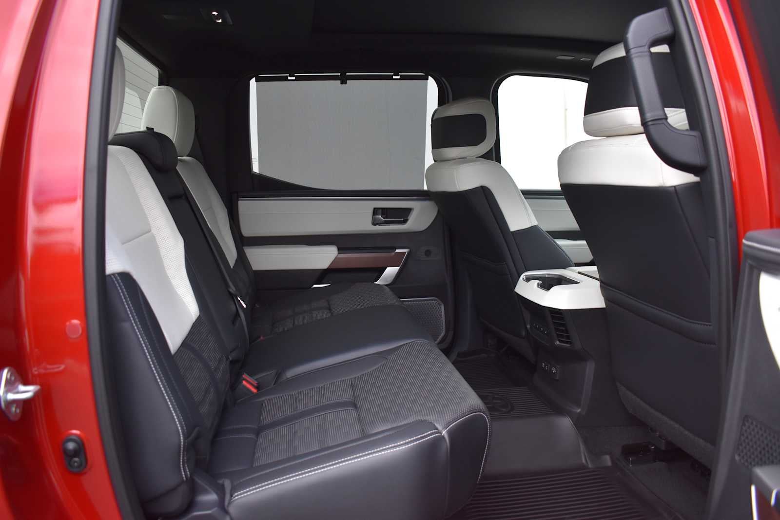 2023 Toyota Tundra Capstone Hybrid CrewMax 5.5 Bed