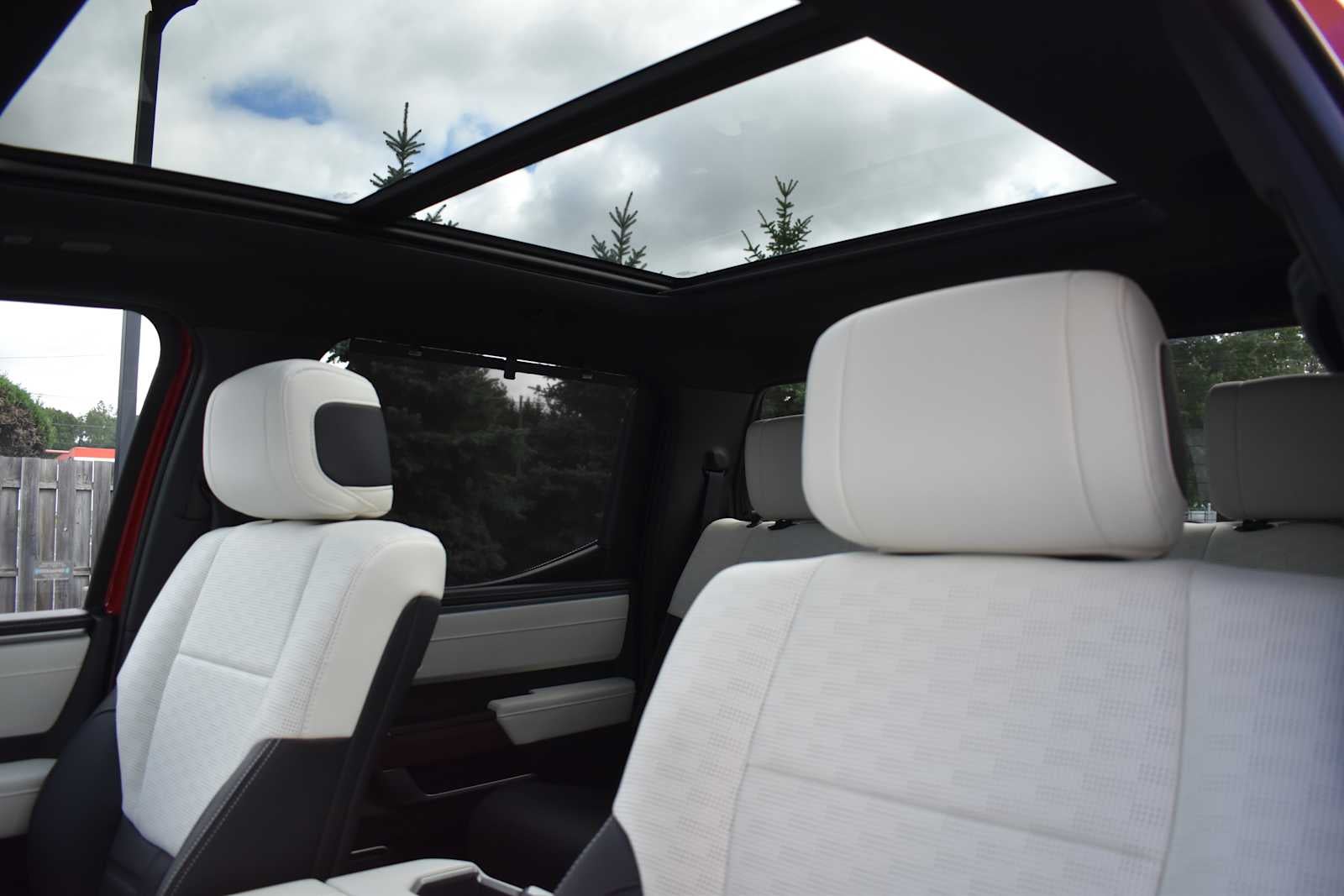 2023 Toyota Tundra Capstone Hybrid CrewMax 5.5 Bed