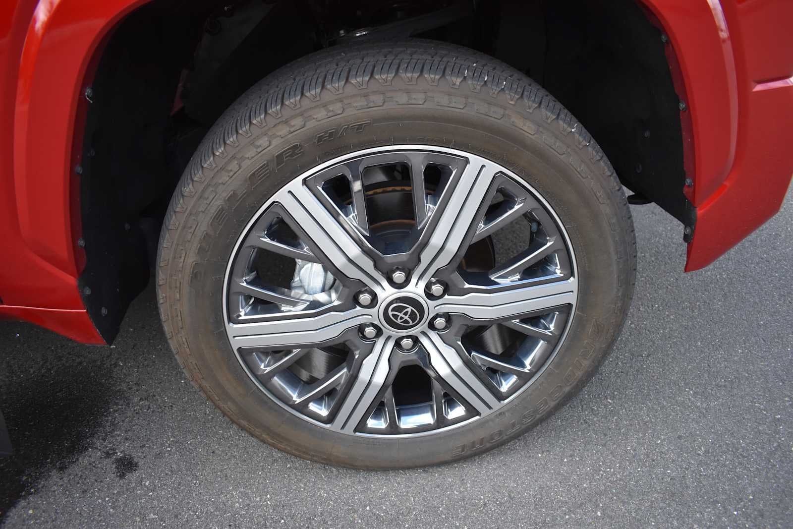 2023 Toyota Tundra Capstone Hybrid CrewMax 5.5 Bed