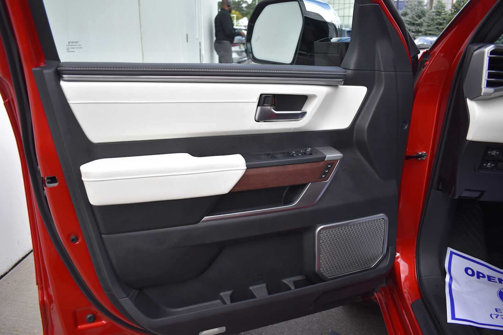 2023 Toyota Tundra Capstone Hybrid CrewMax 5.5 Bed