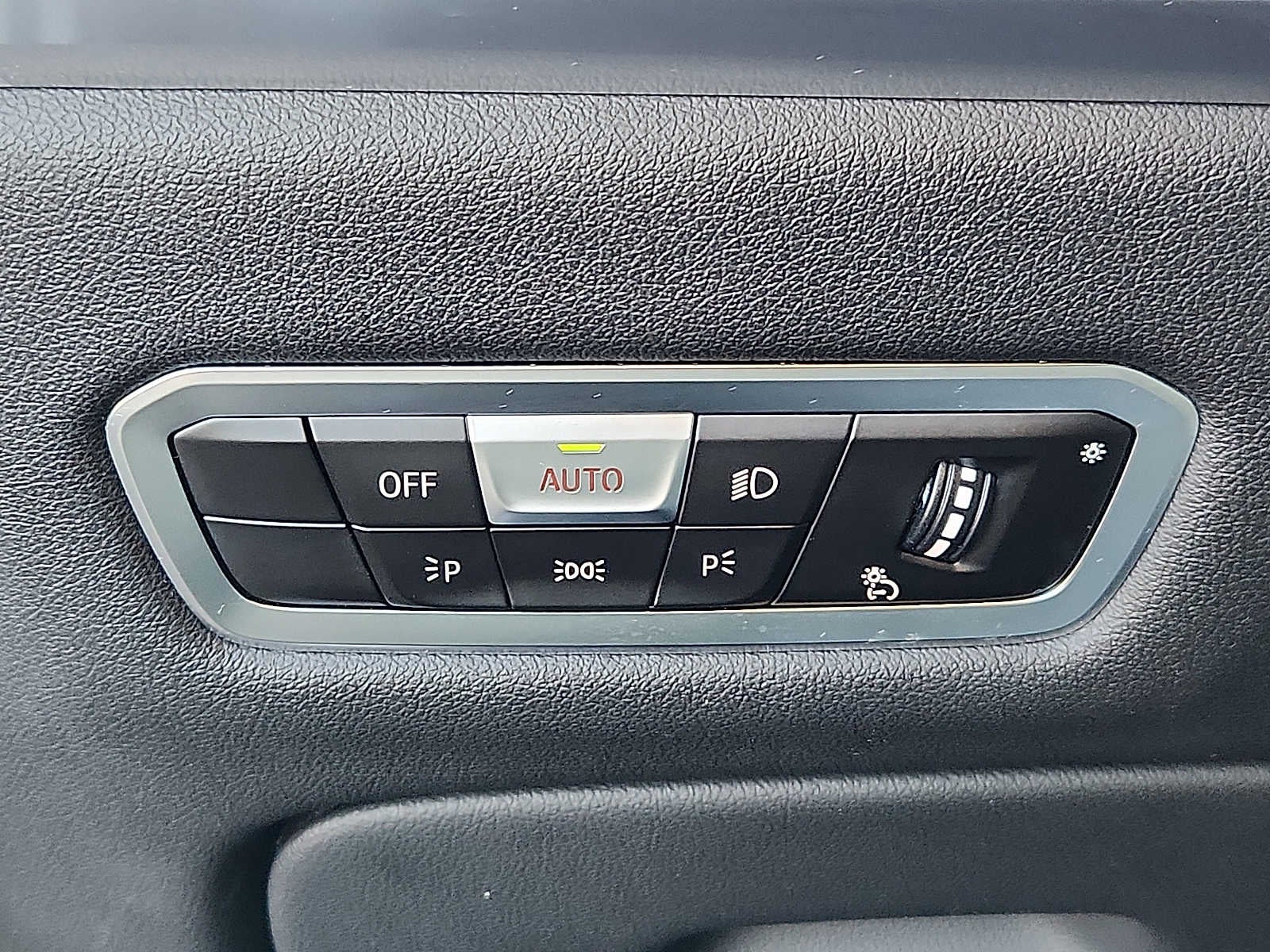 2023 BMW X7 xDrive40i Sports Activity Vehicle