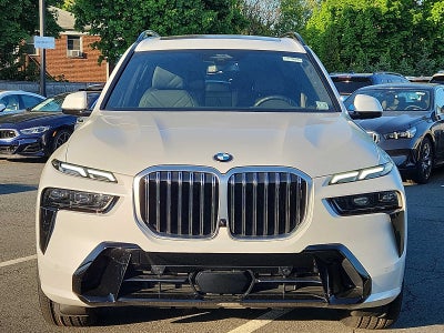 2023 BMW X7 xDrive40i Sports Activity Vehicle