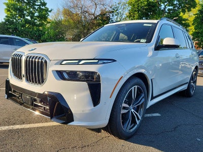 2023 BMW X7 xDrive40i Sports Activity Vehicle