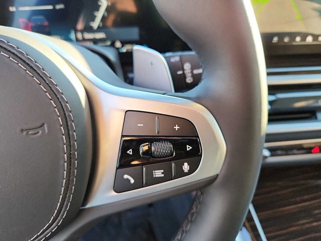 2026 BMW X7 xDrive40i Sports Activity Vehicle