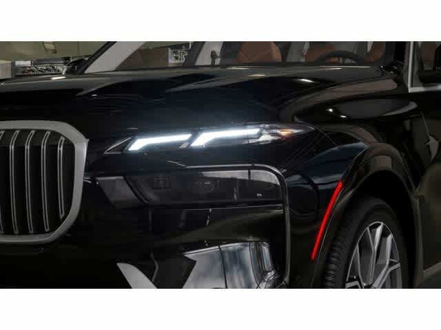 2026 BMW X7 xDrive40i Sports Activity Vehicle
