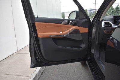 2026 BMW X7 xDrive40i Sports Activity Vehicle