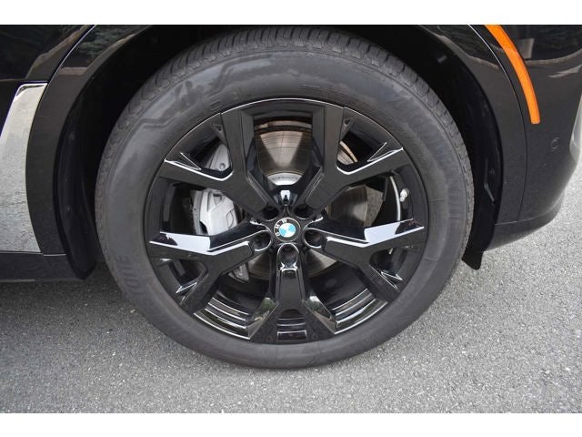 2026 BMW X7 xDrive40i Sports Activity Vehicle