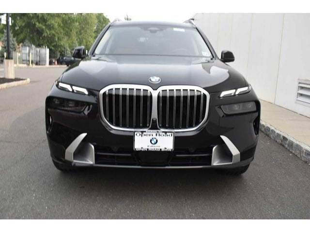 2026 BMW X7 xDrive40i Sports Activity Vehicle