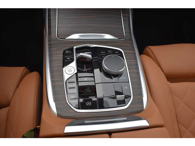 2026 BMW X7 xDrive40i Sports Activity Vehicle