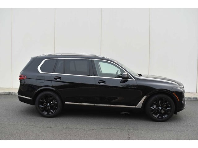 2026 BMW X7 xDrive40i Sports Activity Vehicle