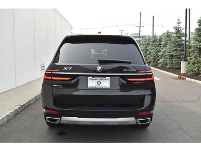 2026 BMW X7 xDrive40i Sports Activity Vehicle