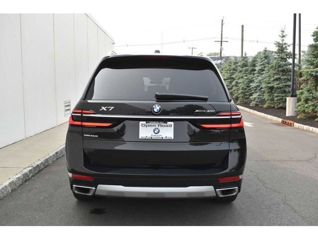 2026 BMW X7 xDrive40i Sports Activity Vehicle