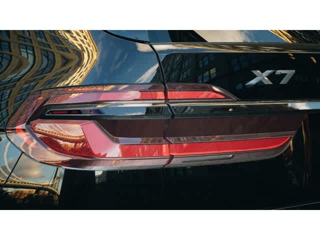 2027 BMW X7 xDrive40i Sports Activity Vehicle